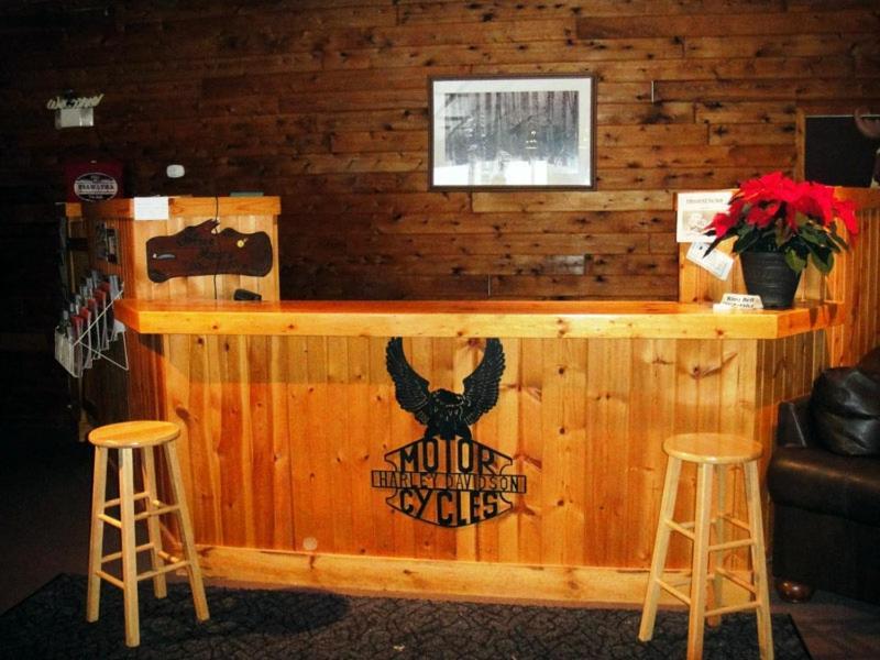 Hiawatha Lodge Inn イーグル・リバー エクステリア 写真